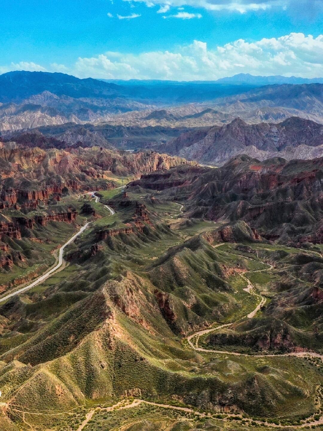 探秘甘肃，全景尽览壮丽风光🌄🏔️
